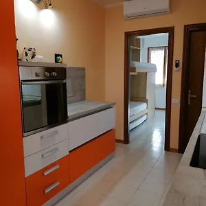 Con 2 Terrazze A 300 Mt Dal Centro Porto Azzurro